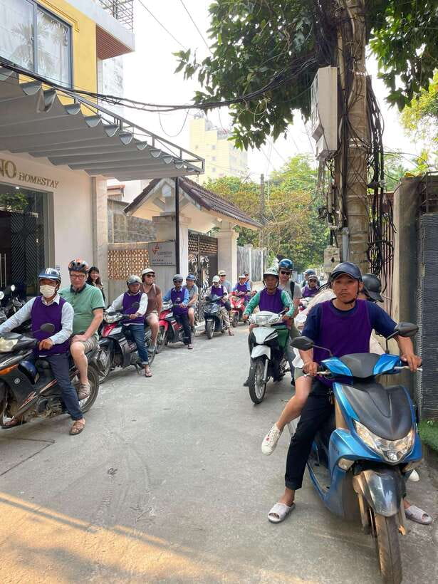 Hue: Guided Local Food Tour with Stories - What 8 Dishes Feels Like in 3 Hours