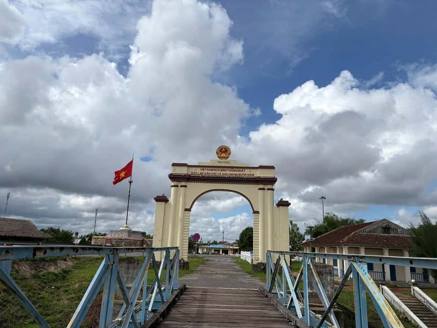 Hue: Half-Day DMZ Tour to Vinh Moc Tunnels by Private Car - Return to Hue, plus smart detours if your driver offers them
