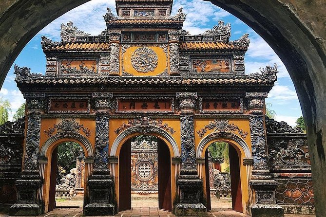 HUE IMPERIAL CITY: Full-Day Guided Tour from Da Nang or Hoi An - Morning logistics, Lang Co, and Lap An Lagoon: scenic breaks with a purpose