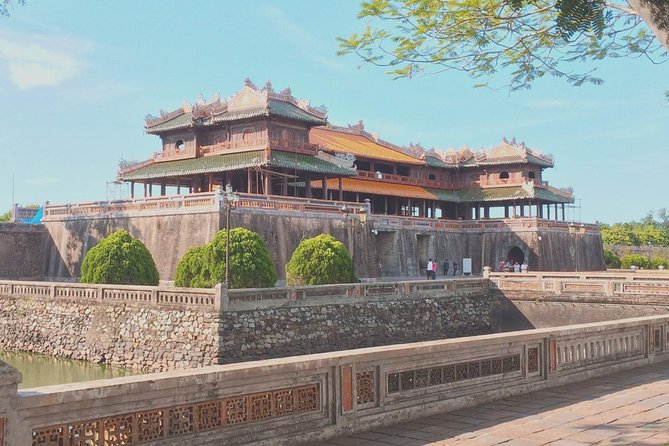 HUE IMPERIAL CITY: Full-Day Guided Tour from Da Nang or Hoi An - Thien Mu Pagoda: Hue’s spiritual marker, not just a viewpoint