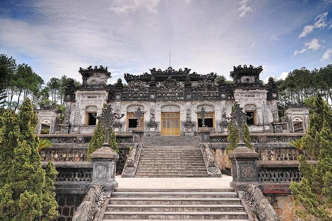 HUE IMPERIAL CITY: Full-Day Guided Tour from Da Nang or Hoi An - Khai Dinh Tomb at first stop: royal design up close