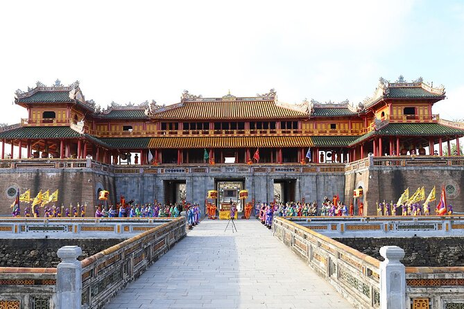 Hue: Imperial City Walk, Motorbike Tour & Private Car Options - Hue Royal Palace and the Forbidden City: what makes the walking worth it