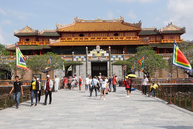 Hue: Imperial City Walk, Motorbike Tour & Private Car Options - Thien Mu Pagoda: the calm pause after imperial walls