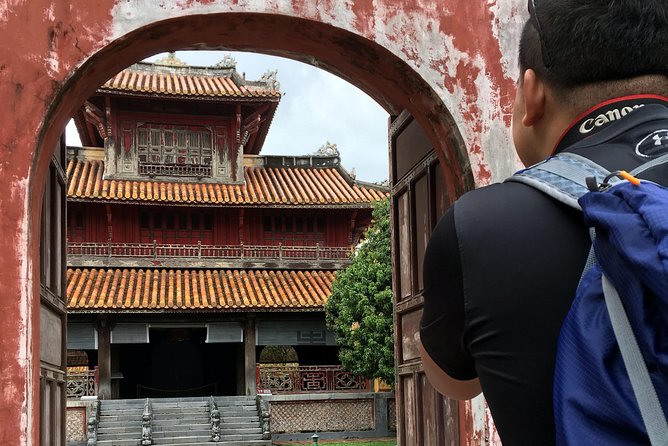 Hue Imperial City Walking Tour: Citadel & Forbidden City - Meeting at the Right Cannons: Cửa Ngăn to Cửa Hiển Nhơn