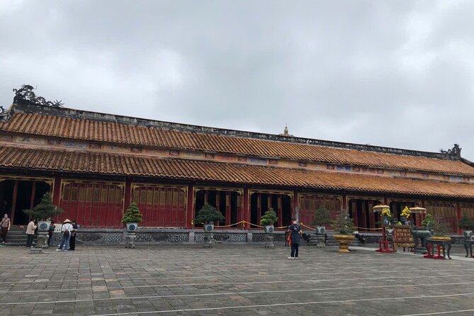 Hue Imperial City Walking Tour maximum 12 pax - Nine Dynastic Urns: memory made physical
