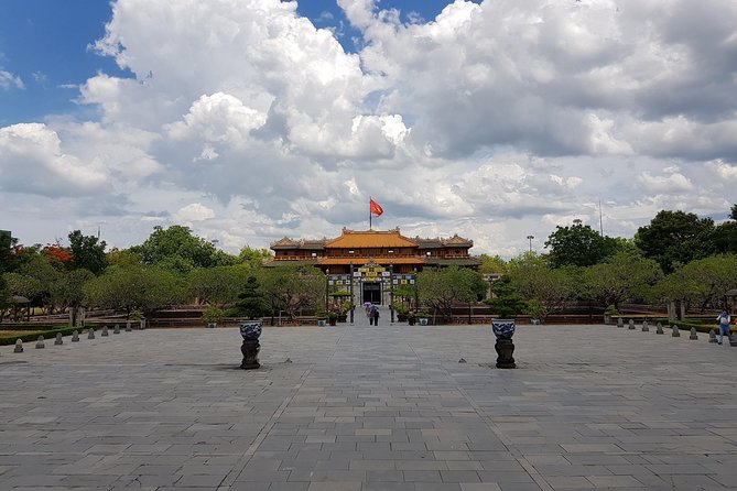 Hue Luxury Group Tour- Hue Daily Small Group Tour - Thien Mu Pagoda: 1601, myth stories, and a view worth slowing down for
