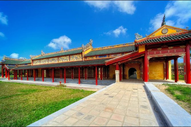 Hue Luxury Group Tour- Hue Daily Small Group Tour - Minh Mang Mausoleum: Feng shui ideas you can actually see in the layout