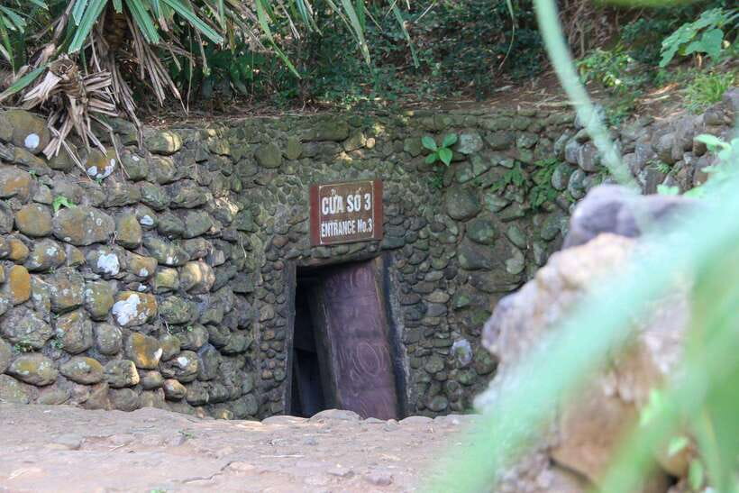 Hue : Private Day Trip to DMZ : Vinh Moc tunnel & Khe Sanh - Driver quality and comfort, what makes this private trip feel worth it