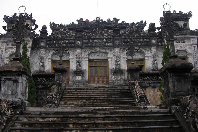 Hue Private Guided Tour: 5 Must-See Places - Hue Imperial City (the Citadel): where power was organized