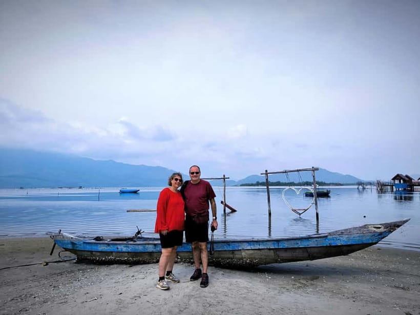Hue: Private Transfer to/from Hoi An via Sightseeing Stops - Lang Co Beach and the pass-foot photo spot