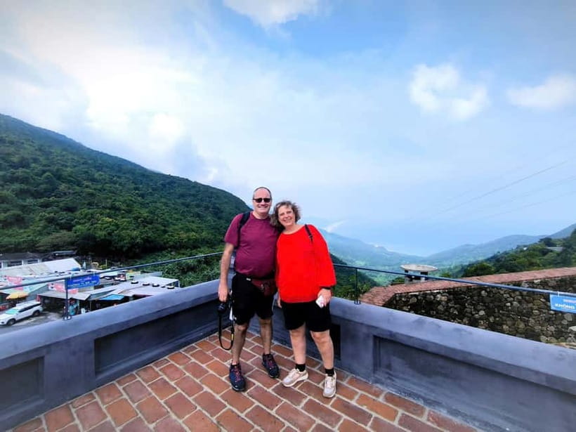 Hue: Private Transfer to/from Hoi An via Sightseeing Stops - Hai Van Pass: the famous road and real scenic payoff