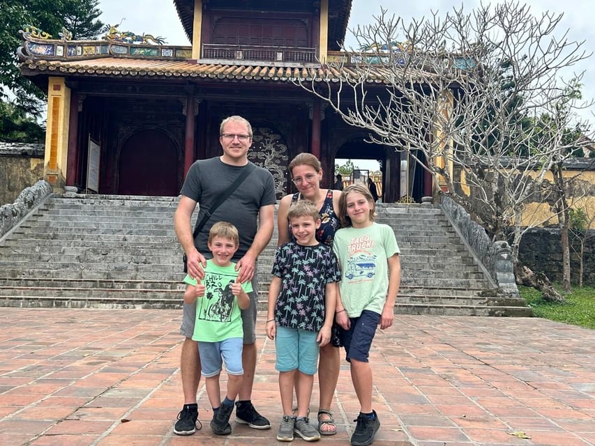 Hue: Royal Tombs & Pagoda Private Tour By Dragon Boat & Car - Khai Dinh Tomb: Vietnamese and European style in one place