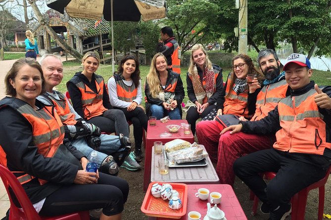 Hue to Hoi An ( Hoi An to Hue) Top Gear with Lefamily Riders Tours ( 1 way) - Lang Co lunch and the seafood break that actually feels like lunch