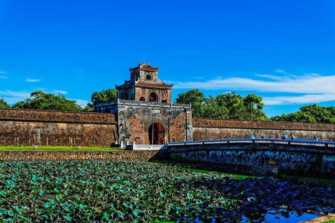 Imperial Hue And Hai Van Pass Full-day Tour - Hai Van Pass: war bunkers, big views, and a quick but meaningful stop