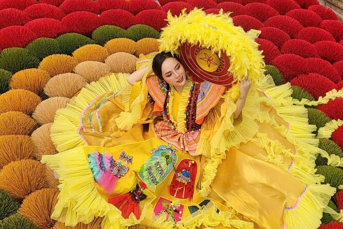 Incense Village, Conical Hat, Lacquer Art, SMALL GROUP From Hanoi - Quang Phu Cau incense village: making sticks and posing in color