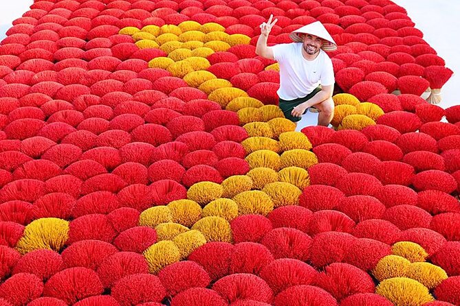 Incense Village, Hat & Lacquer Artisanal with Options From Hanoi - Ha Thai Village lacquer painting: what you make and what you keep
