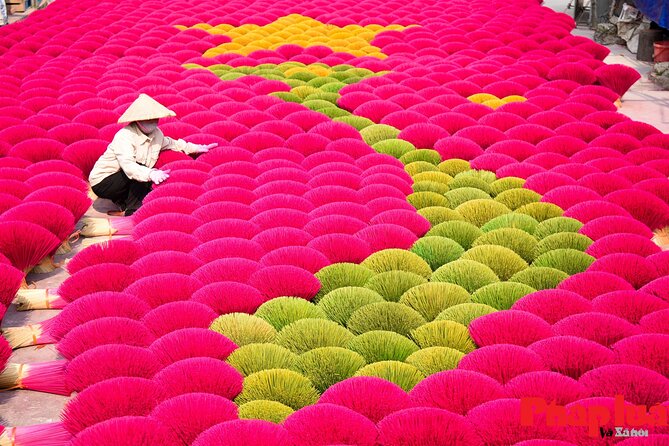 Incense Village Private Tour from Hanoi to Ninh Binh Old Capital - Quang Phu Cau incense village: the craft, the colors, and the work behind it