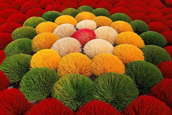 Incense Village Small Group of 9 Tour From Hanoi to Ninh Binh - Hoa Lu Ancient Capital: Temples That Give the Scenery Context