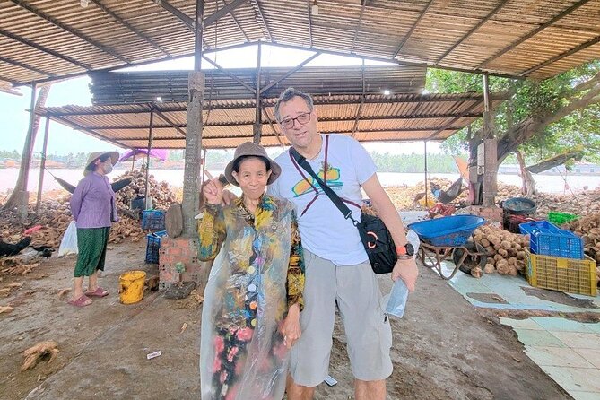 Incredible Mekong Delta Tour 3-day from Ho Chi Minh City - Day 1: My Tho, Vinh Trang Temple, and landing in Can Tho