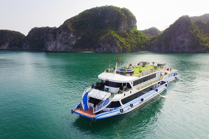 La Casta Cruise - Luxury Day Tour in Halong Bay (Expressway- Limousine) - Luon Cave kayaking and bamboo boating: how to use your water time
