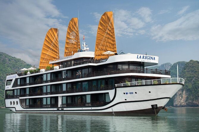 La Regina 3 days tour - Visiting Ha Long Bay & Lan Ha Bay - Day Two starts early: Tai Chi or slow mornings on the sundeck