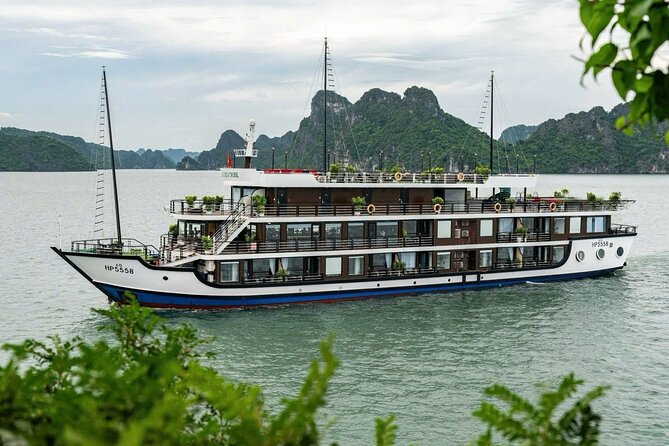 Lan Ha - Ha Long Bay 5Star cruise-Private balcony cabin 2day trip - Why Lan Ha Bay Can Feel More Peaceful Than Big-Haul Cruises