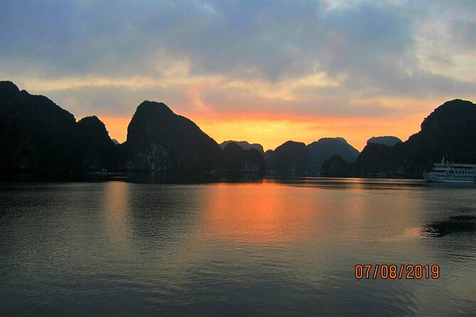 Lan Ha - Ha Long Bay - Dau Be island 2D/1N from Cat Ba in less touristy areas. - Meals and Costs: What Is Included, What Is Not, and Why It’s a Big Deal