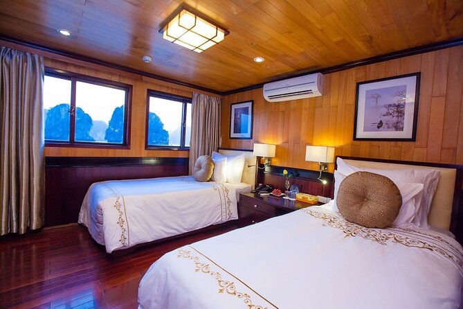 LIKE A BOSS-Luxury options-2d/1n All inclusive in Halong Bay - Entering Halong Bay, UNESCO on a schedule