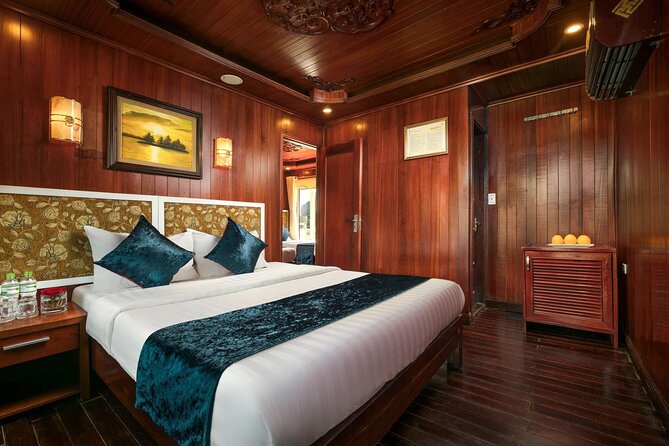 LIKE A BOSS-Luxury options-2d/1n All inclusive in Halong Bay - Titop Island: beach time and a hike for the view