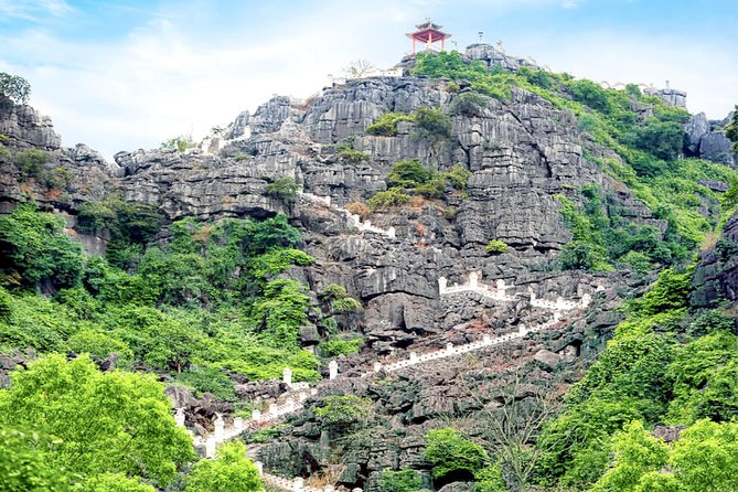 Luxury Hoa Lu Tam Coc Mua Cave 1 Day With Limousine Bus And Lunch - Tam Coc Sampan Boat Ride on the Ngo Dong River