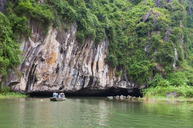 Luxury Hoa Lu Tam Coc Mua Cave 1 Day With Limousine Bus And Lunch - Cycling at Tam Coc: Village Paths and Slower Views