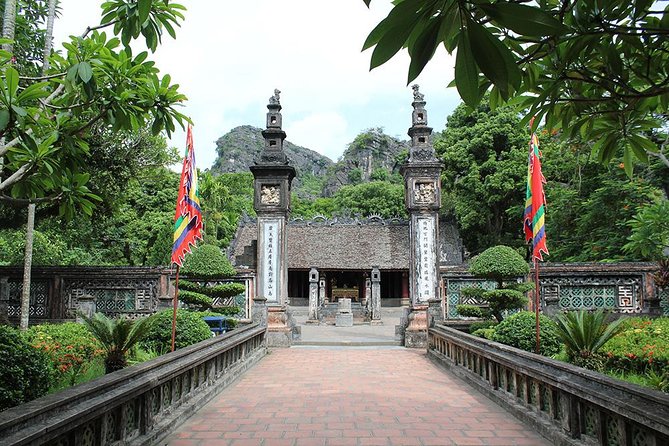 Luxury Hoa Lu Tam Coc Mua Cave Amazing View 1 Day Tour - From Hanoi to Ninh Binh: How This 1 Day Route Really Feels