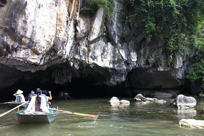 Luxury Hoa Lu Tam Coc Mua Cave Amazing View 1 Day Tour - Lunch, Tea Break, and Included Water: Small Details That Make the Day Easier