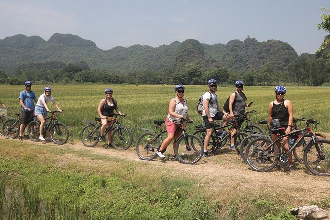 Luxury Limousine Trang An-Mua Cave - Bich Dong max 6-8 pax/ group - Mua Cave hike: 500 steps, big views, real payoff