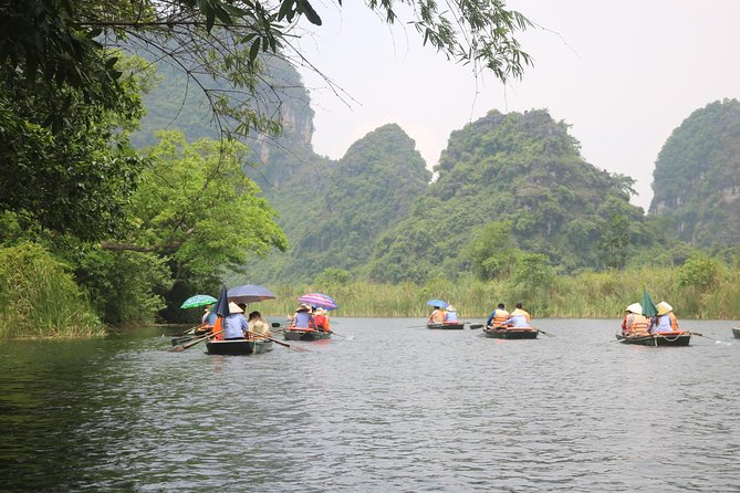Luxury Limousine Trang An-Mua Cave - Bich Dong max 6-8 pax/ group - Cycling through rural villages with a mountain bike