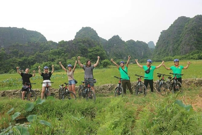 Luxury small Group Hoa Lu - Tam Coc - Mua Cave Max 6 - 8 pax/tour - Small-group attention and the “luxury” question