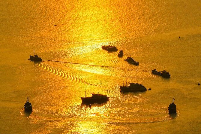 Magical Sunset and Evening with glowing plankton by Cat Ba Local - Booking Smart: Weather, Moonlight, and Realistic Expectations