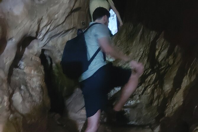 Marble Mountain - Hoi An Ancient Town Sunset Private Tour - Marble Mountains in Da Nang, with caves and craft stops