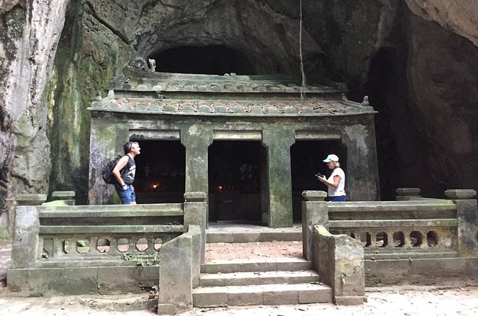 Marble Mountains & Hoian Walking Tour - The rural 5 km bicycle ride near Hoi An: the part many people remember