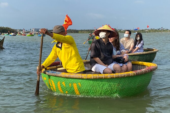 Market Tour , Basket Boat and Cooking Class Hoi An - Cooking class at a local home, 5 dishes and a real meal