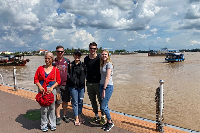 Mekong Delta Full Day Trip - My Tho & Ben Tre - VIP Private Tour - Vinh Trang Temple: A Short Stop With a Big Reset