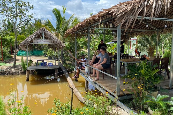 Mekong Delta Homestay Explore Nature 2-Day Family Tiny Garden - Cooking, fishing, and rice planting: learning by doing