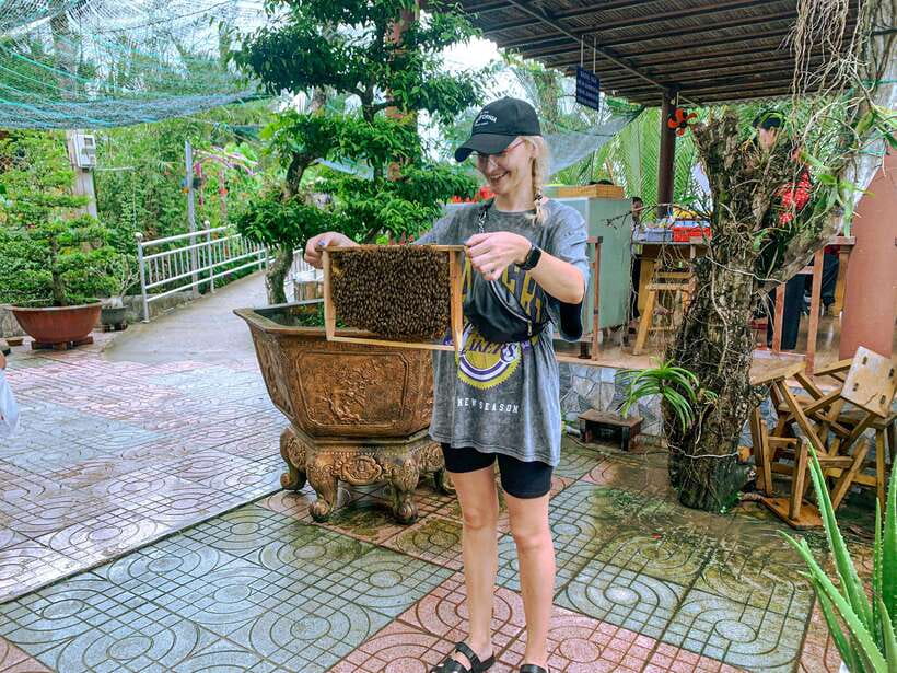 Mekong Delta 'Lesser-Known' My Tho & Ben Tre 1-Day Tour - Vinh Trang Pagoda: more than a photo stop