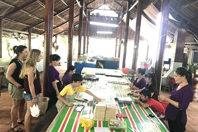 Mekong Delta - Mekong River full day trip - Lunch and orchard tastings: the flavors of the delta