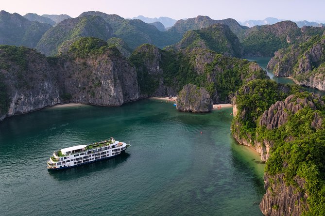 Mon Chéri Cruises 5 star: Amazing 3 days exploring Halong & Cat Ba island - Day 3 Lan Ha Bay light, sunrise routine, then a final Ha Long Bay scenic block