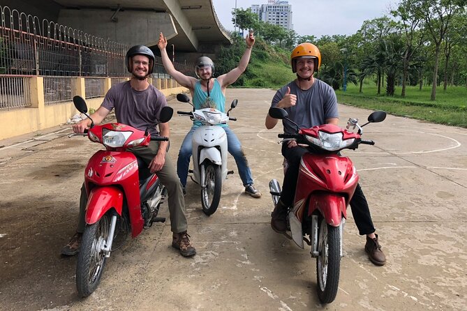 Motorbike Lesson in Hanoi - Key points that make this motorbike lesson click