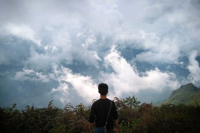 Mountain views and villages trek – 1 Day - Hau Thao View Stop: What You Gain From That Short Uphill Trail