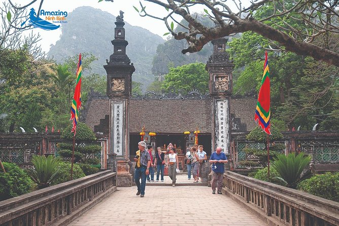 Mua Cave - Tam Coc - Bich Dong Day tour with transfer, local family & bike - Small group size, and the guides that people remember
