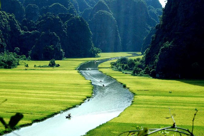 Mua Caves - Trang An - Hoa Lu Day Tours - How This Combo Tour Really Saves You Time