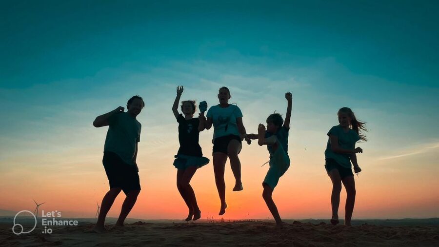 Mui Ne: Best Private Sand Dunes Jeep Tour at Sunrise/Sunset - Red Sand Dunes: Scenic Stops, Not the Main Act